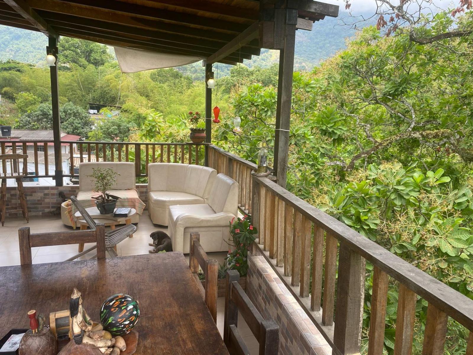 Hostal Los Wichos Минка Екстериор снимка