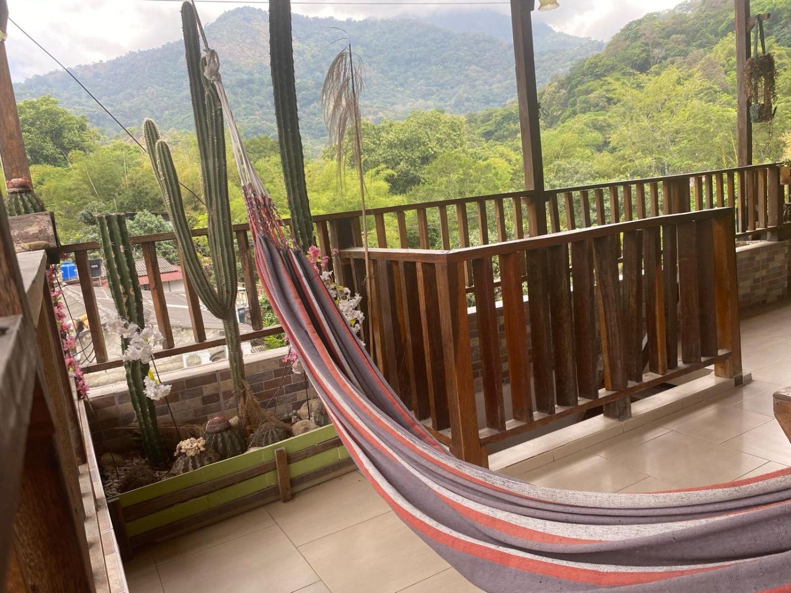 Hostal Los Wichos Минка Екстериор снимка
