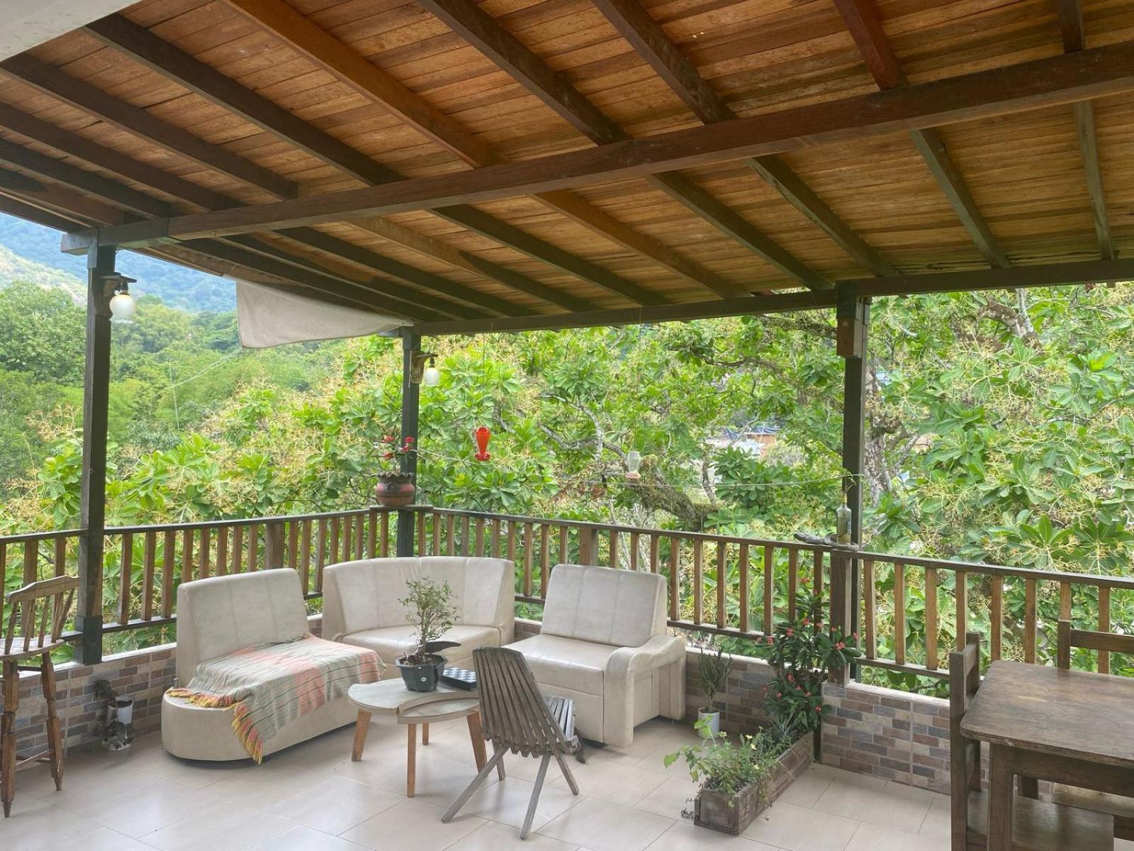 Hostal Los Wichos Минка Екстериор снимка